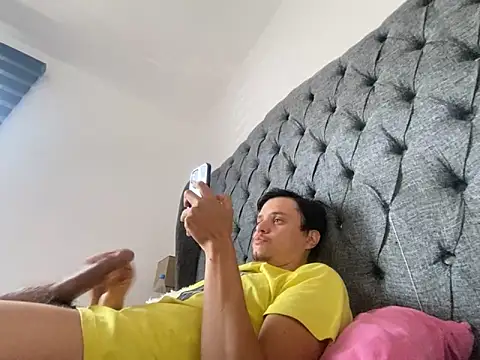 Snapshot of stevego94 chatting on 12-05-24, 07:28 stevego94 online show from 12-05-24, 07:28