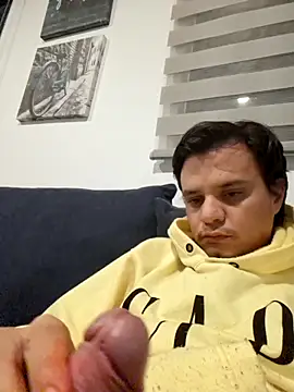 Snapshot of stevego94 chatting on 10-01-25, 05:02 stevego94 online show from 10-01-25, 05:02