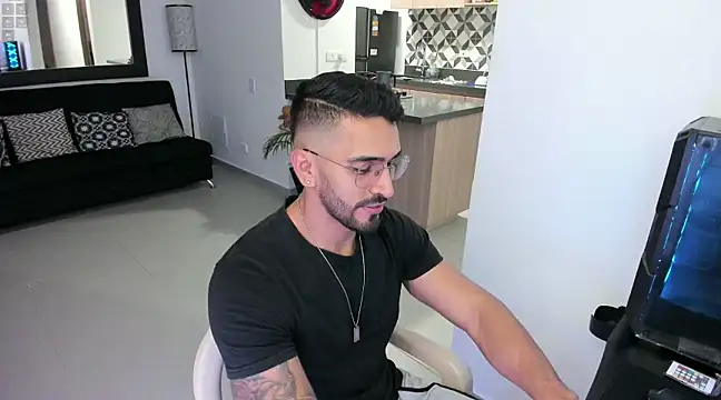 tony muscle online show from 02-03-25, 11:47