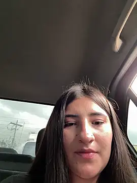 Snapshot of AhriCutte chatting on 02-17-25, 08:58 AhriCutte online show from 02-17-25, 08:58