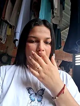 girl milk1 online show from 02-08-26, 03:59