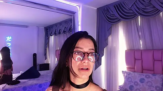 Snapshot of Zoe_Vixen chatting on 01-21-25, 08:11 Zoe Vixen online show from 01-21-25, 08:11