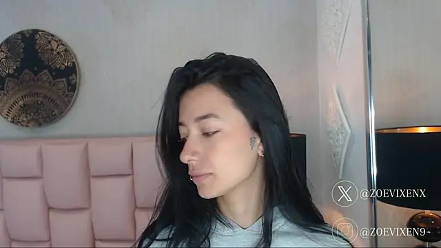 Snapshot of Zoe_Vixen chatting on 02-07-25, 12:06 Zoe Vixen online show from 02-07-25, 12:06