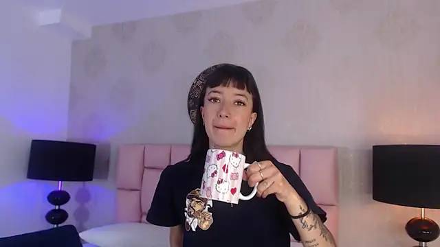 Snapshot of Zoe_Vixen chatting on 02-27-25, 12:02 Zoe Vixen online show from 02-27-25, 12:02