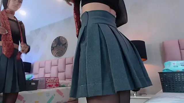 Snapshot of Zoe_Vixen chatting on 03-05-25, 12:11 Zoe Vixen online show from 03-05-25, 12:11