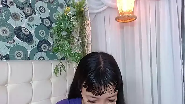 Snapshot of Zoe_Vixen chatting on 03-18-25, 12:14 Zoe Vixen online show from 03-18-25, 12:14