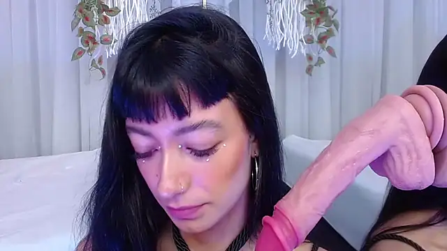 Snapshot of Zoe_Vixen chatting on 03-18-25, 03:21 Zoe Vixen online show from 03-18-25, 03:21
