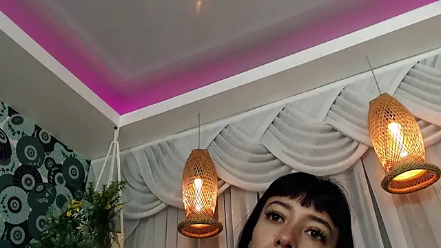 Snapshot of Zoe_Vixen chatting on 03-21-25, 12:06 Zoe Vixen online show from 03-21-25, 12:06