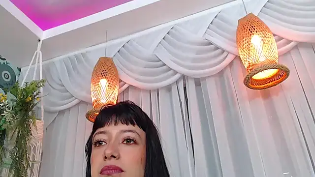 Snapshot of Zoe_Vixen chatting on 03-22-25, 12:35 Zoe Vixen online show from 03-22-25, 12:35