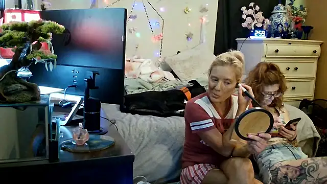 BluEyeGemini333 online show from 09-29-25, 05:07