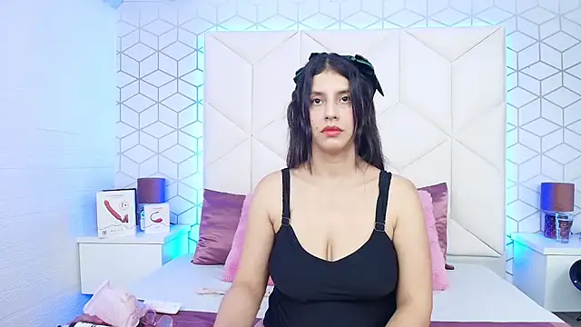 MadelineBeckert online show from 09-13-25, 07:35