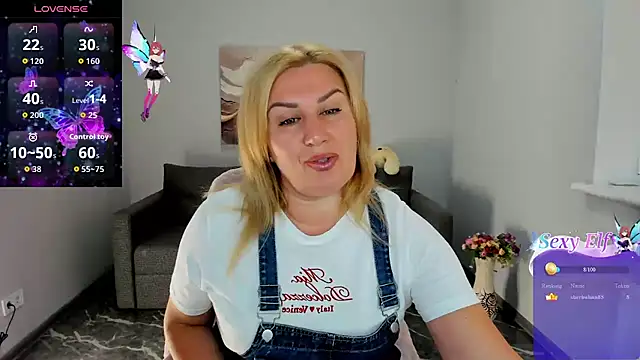 Snapshot of Lili_Crossi chatting on 07-06-26, 06:10 Lili Crossi online show from 07-06-26, 06:10