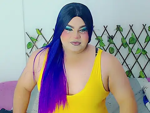 Snapshot of ailen_ts_ chatting on 10-18-25, 10:43 ailen ts online show from 10-18-25, 10:43