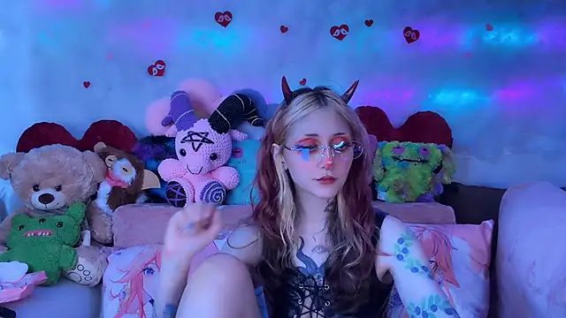 Snapshot of _Devill_Baby chatting on 05-06-26, 07:46 Devill Baby online show from 05-06-26, 07:46