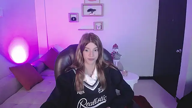 Nora Vennucci online show from 12-10-24, 10:47