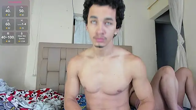 Snapshot of stepcouple_XXX chatting on 09-13-25, 01:33 stepcouple XXX online show from 09-13-25, 01:33