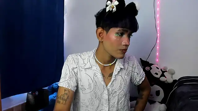 andrew uwu  online show from 10-07-25, 06:38