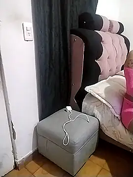 Pussycat 9999 online show from 02-17-26, 07:42