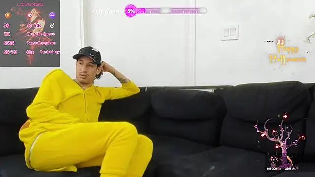 Snapshot of StrawwBoys chatting on 10-26-25, 10:54 StrawwBoys online show from 10-26-25, 10:54