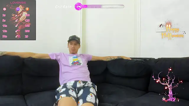 Snapshot of StrawwBoys chatting on 11-23-25, 10:37 StrawwBoys online show from 11-23-25, 10:37