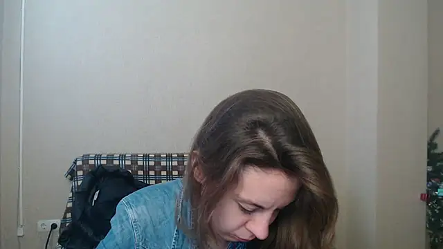 Snapshot of Alissa_Joli chatting on 03-19-25, 02:46 Alissa Joli online show from 03-19-25, 02:46