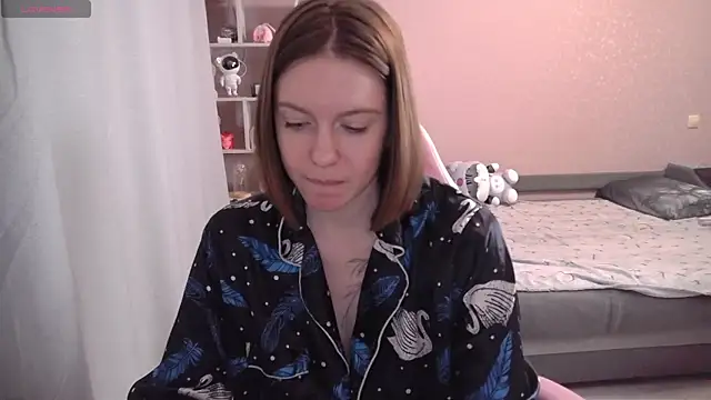 CassieJuice69 online show from 11-02-25, 04:09