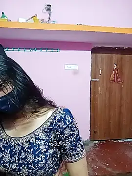 Cute-Simmi online show from 12-25-24, 08:07