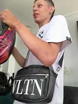 Daddyrich 632 online show from 04-21-26, 04:23