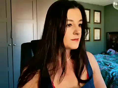 flatwhite0 online show from 03-20-25, 09:26