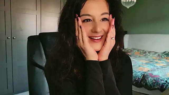 flatwhite0 online show from 11-03-25, 11:00