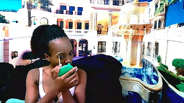 Snapshot of EbonyCreamy69 chatting on 12-11-24, 06:47 EbonyCreamy69 online show from 12-11-24, 06:47