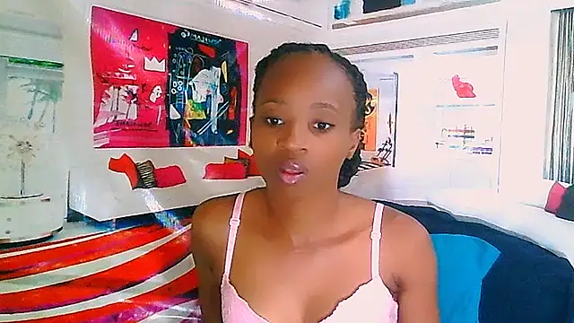 Snapshot of EbonyCreamy69 chatting on 12-19-24, 09:29 EbonyCreamy69 online show from 12-19-24, 09:29