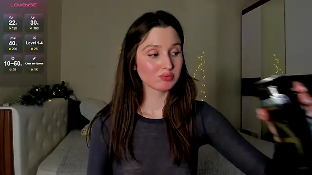 Snapshot of tender_babyy chatting on 12-21-24, 05:29 tender babyy online show from 12-21-24, 05:29