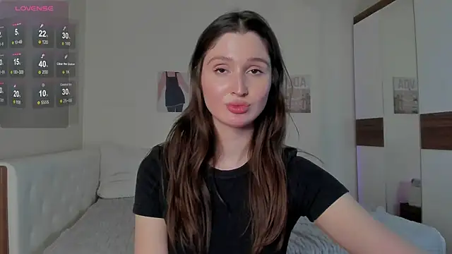 Snapshot of tender_babyy chatting on 02-09-25, 04:40 tender babyy online show from 02-09-25, 04:40