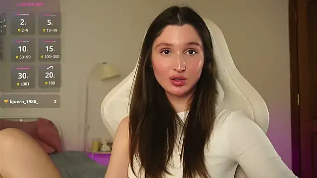 Snapshot of tender_babyy chatting on 02-23-25, 01:53 tender babyy online show from 02-23-25, 01:53