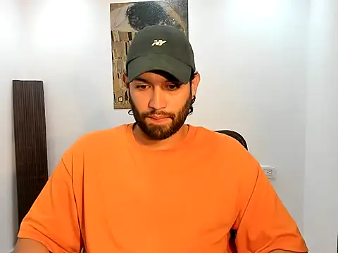 Snapshot of Dirtyboyhot chatting on 02-19-26, 12:34 Dirtyboyhot online show from 02-19-26, 12:34