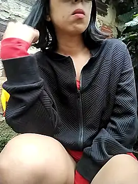 Snapshot of MirandaSingle chatting on 04-23-26, 12:29 MirandaSingle online show from 04-23-26, 12:29