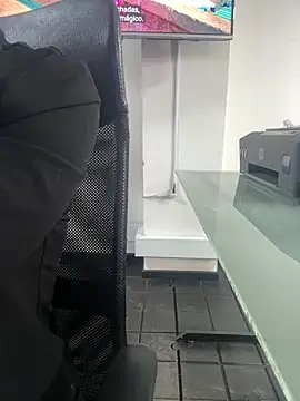 Amy Kiitty  online show from 04-17-26, 01:25