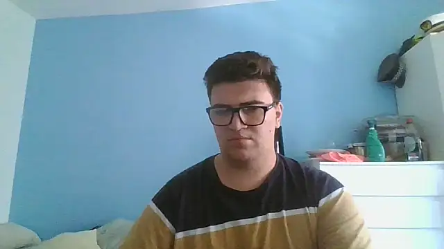 Snapshot of sorolla12 chatting on 06-07-26, 01:26 sorolla12 online show from 06-07-26, 01:26