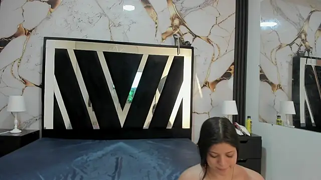 KarinaSimonz online show from 10-11-25, 09:02