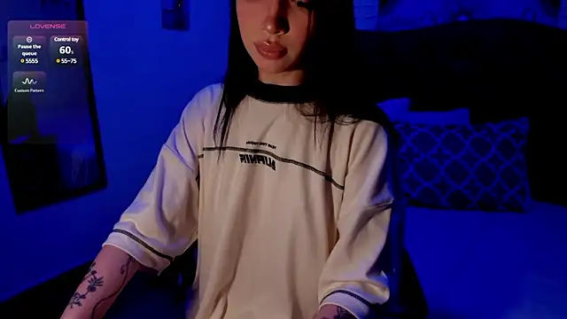  Chartlotte online show from 12-24-24, 07:44