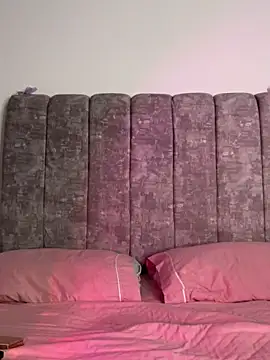  Chartlotte online show from 09-13-25, 02:00