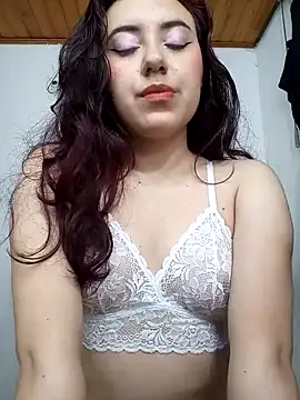 Emi chik online show from 01-12-25, 02:56