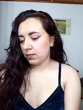 Emi chik online show from 02-14-25, 04:58