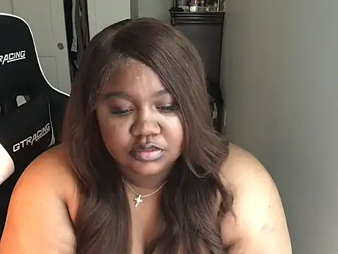 Snapshot of explosivekitty69 chatting on 09-17-25, 05:58 explosivekitty69 online show from 09-17-25, 05:58