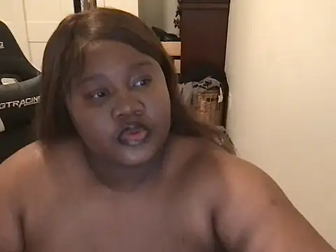 Snapshot of explosivekitty69 chatting on 09-23-25, 03:53 explosivekitty69 online show from 09-23-25, 03:53