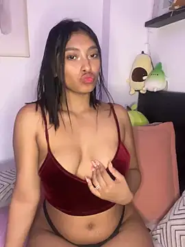 Snapshot of Isabella_fasilier chatting on 01-19-25, 03:50 Isabella fasilier online show from 01-19-25, 03:50