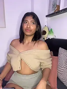Snapshot of Isabella_fasilier chatting on 01-25-25, 04:56 Isabella fasilier online show from 01-25-25, 04:56