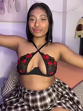 Snapshot of Isabella_fasilier chatting on 02-22-25, 03:12 Isabella fasilier online show from 02-22-25, 03:12