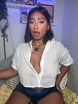 Snapshot of Isabella_fasilier chatting on 07-22-26, 01:08 Isabella fasilier online show from 07-22-26, 01:08